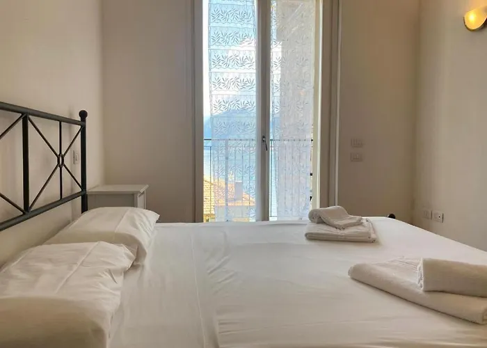The Super -big With Terraces Apartment Argegno
